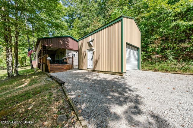 585 Trailwoods Ln, Leitchfield, KY 42754