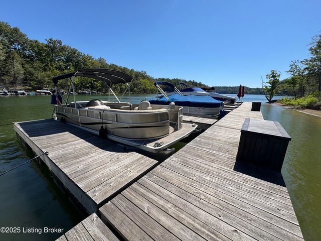 585 Trailwoods Ln, Leitchfield, KY 42754