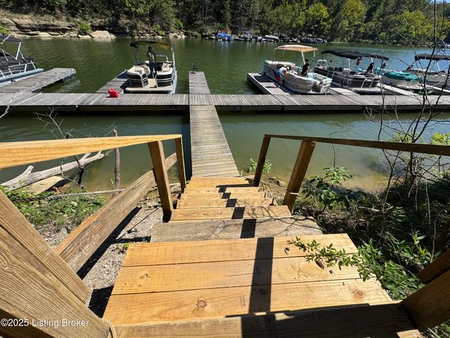 585 Trailwoods Ln, Leitchfield, KY 42754