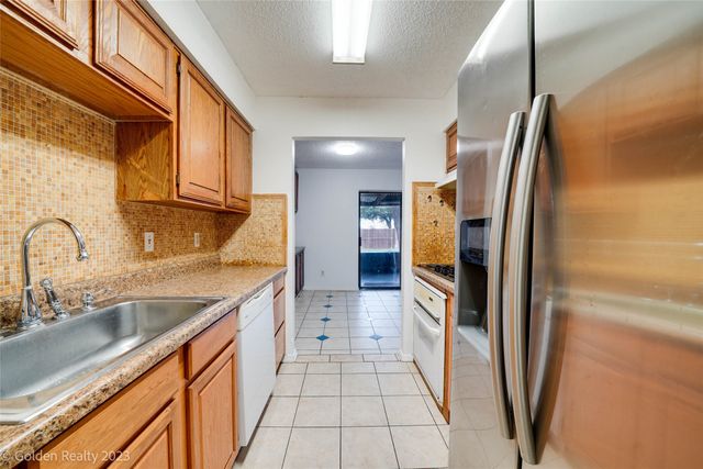 4009 Garland Avenue N 3, Garland, TX 75040