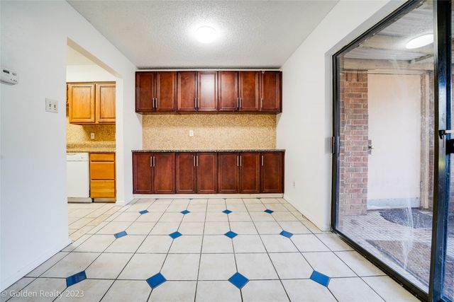 4009 Garland Avenue N 3, Garland, TX 75040