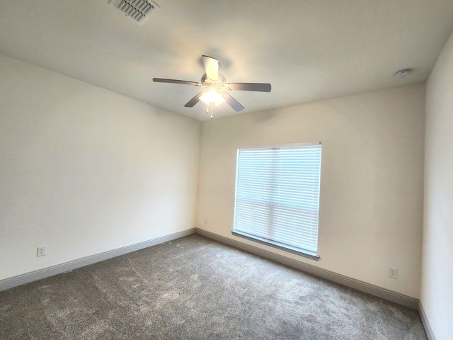 490 Oak Creek Drive, Lavon, TX 75166