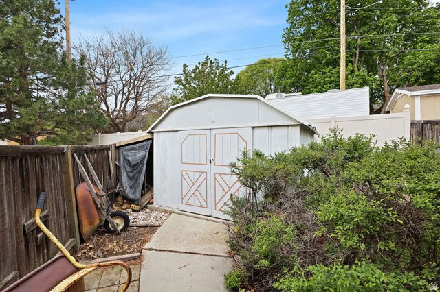 3082 N 425 E, North Ogden, UT 84414
