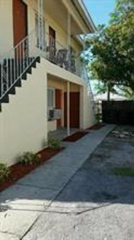 516 20TH Street C, West Palm Beach, FL 33407