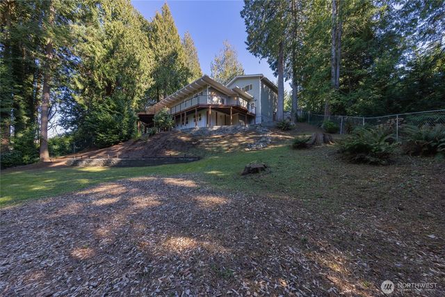 2635 109th Place NE, Bellevue, WA 98004