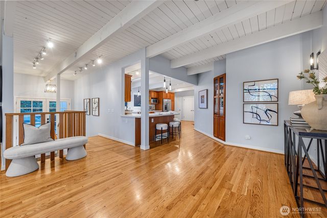 2635 109th Place NE, Bellevue, WA 98004