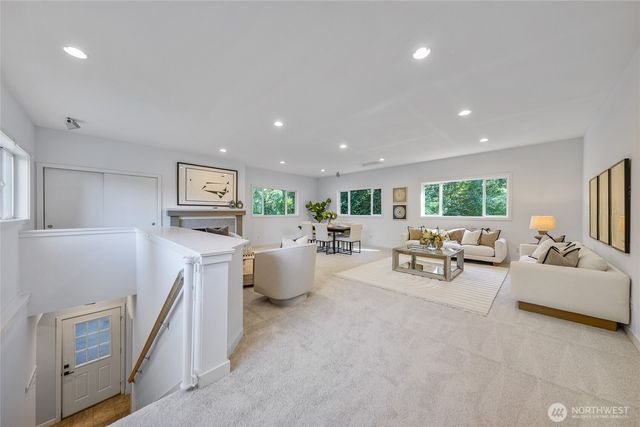 2635 109th Place NE, Bellevue, WA 98004