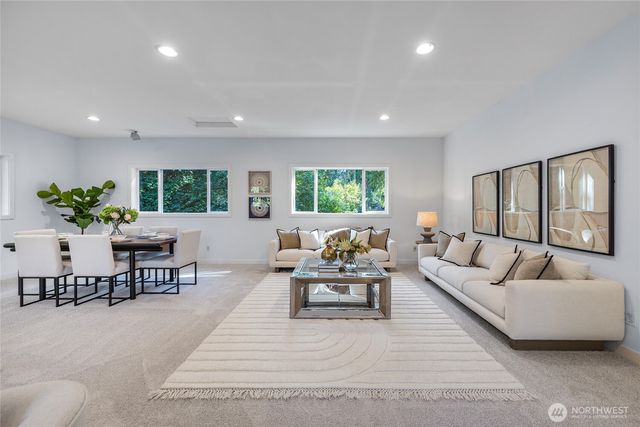 2635 109th Place NE, Bellevue, WA 98004