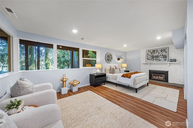 2635 109th Place NE, Bellevue, WA 98004