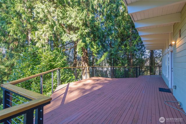 2635 109th Place NE, Bellevue, WA 98004
