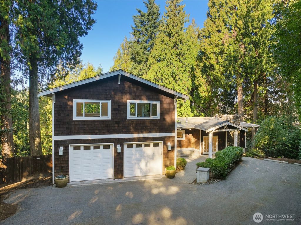 2635 109th Place NE, Bellevue, WA 98004