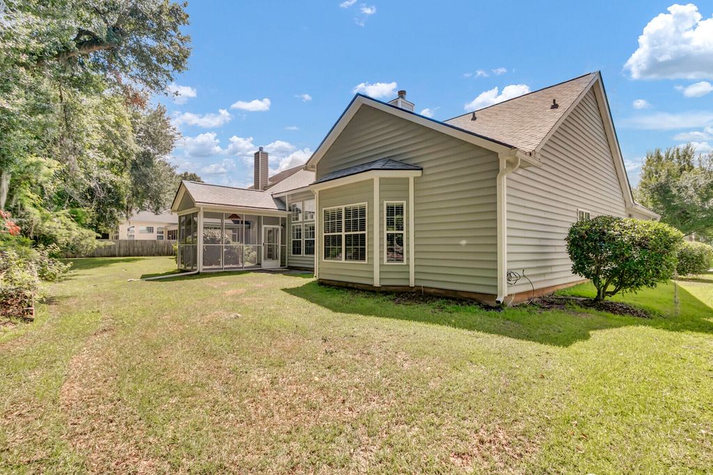 Image 30 of property listing at 116 Carolinian Drive, Summerville, SC 29485