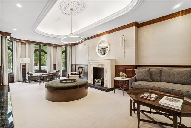 390 Commonweath Avenue 603, Boston, MA 02215