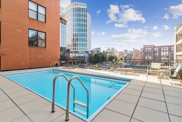 390 Commonweath Avenue 603, Boston, MA 02215