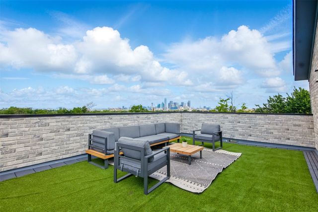 430 E 8th 201, Dallas, TX 75203