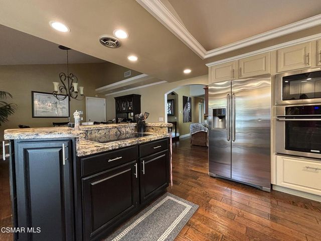 3184 Black Hills Court, Thousand Oaks, CA 91362