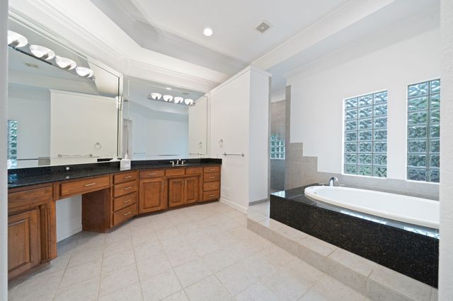 950 Patrician Court, Fairview, TX 75069