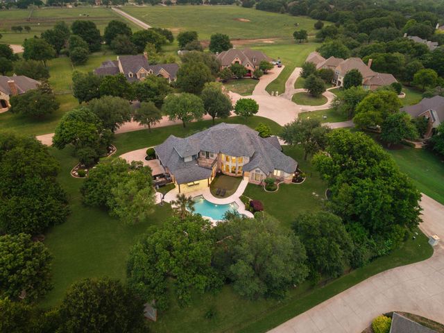 950 Patrician Court, Fairview, TX 75069