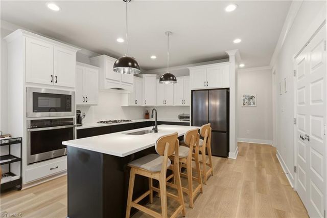 5122 Whaitley Lane, Greensboro, NC 27407