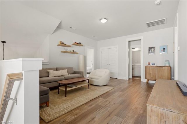 5122 Whaitley Lane, Greensboro, NC 27407
