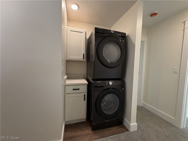 1881 Woodlawn Avenue, Cleveland, OH 44112