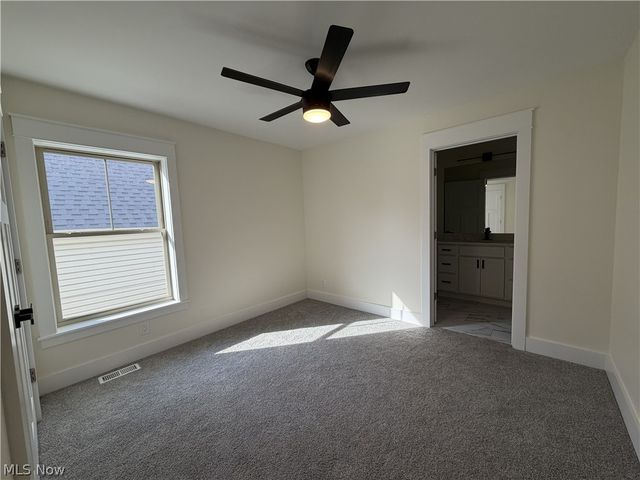1881 Woodlawn Avenue, Cleveland, OH 44112