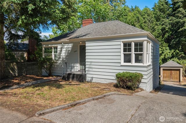 9336 35th Avenue NE, Seattle, WA 98115