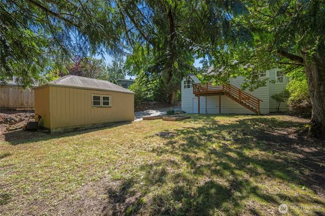 9336 35th Avenue NE, Seattle, WA 98115