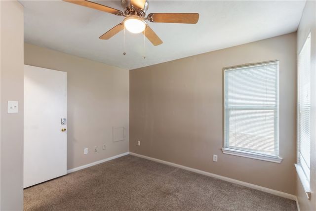 2441 Pintail Loop, College Station, TX 77845