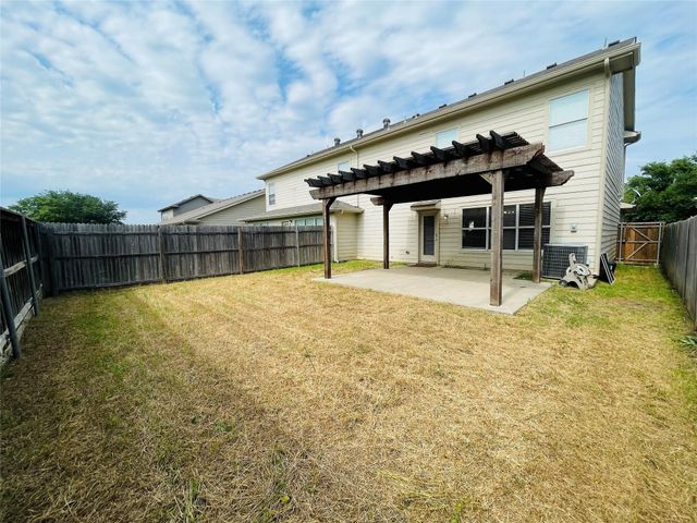 7561 Lazy Spur Boulevard, Fort Worth, TX 76131