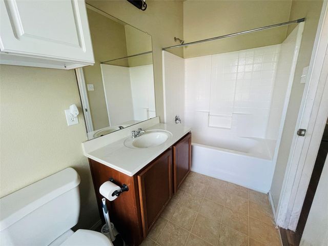 7561 Lazy Spur Boulevard, Fort Worth, TX 76131