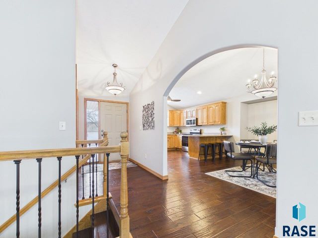 5015 E Newcastle St Street, Sioux Falls, SD 57110