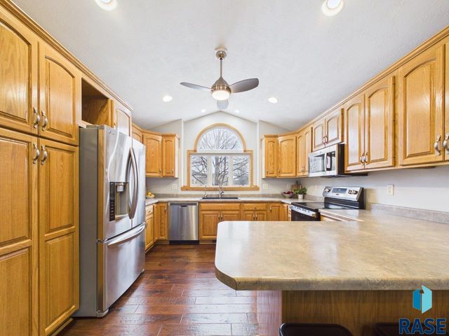 5015 E Newcastle St Street, Sioux Falls, SD 57110