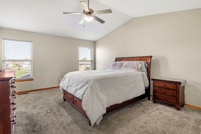 10 Ash Court, North Liberty, IA 52317