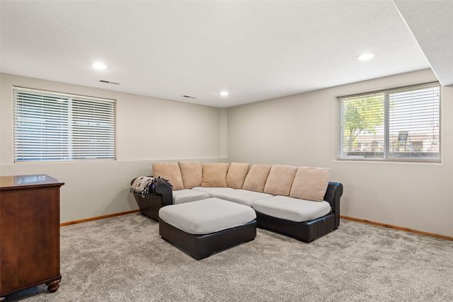 10 Ash Court, North Liberty, IA 52317