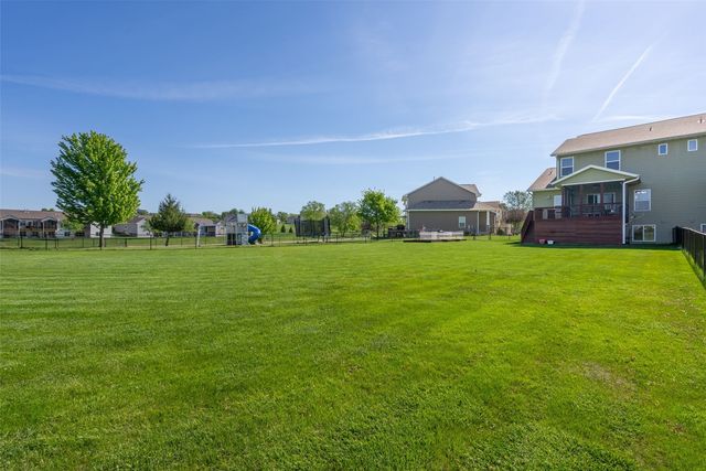 10 Ash Court, North Liberty, IA 52317
