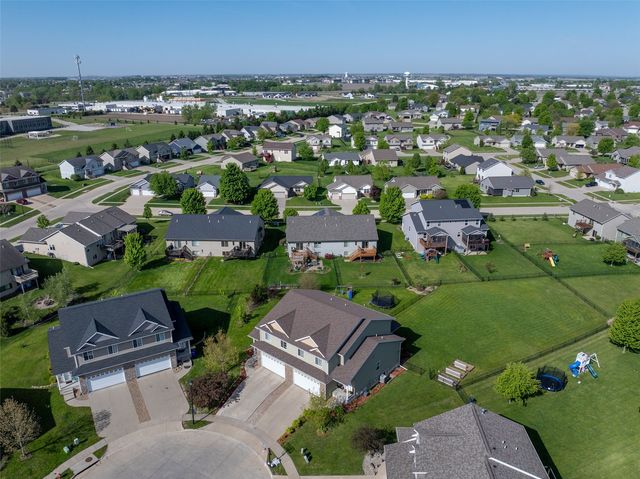 10 Ash Court, North Liberty, IA 52317