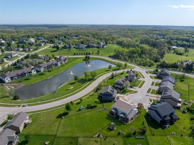 10 Ash Court, North Liberty, IA 52317