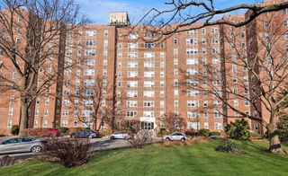 80 Knolls Crescent 8L, Bronx, NY 10463