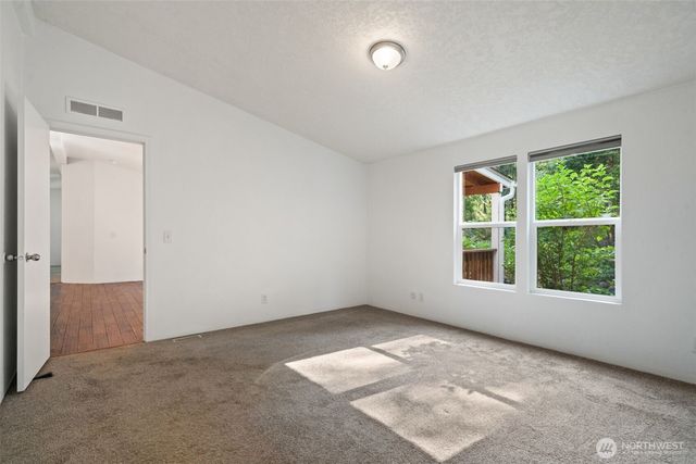 361 N Rainbow Way W, Hoodsport, WA 98548