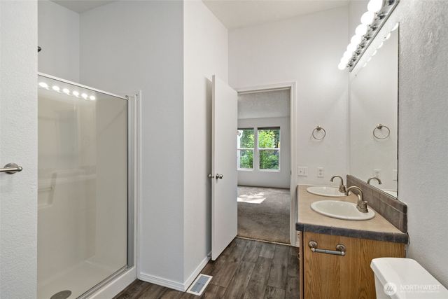 361 N Rainbow Way W, Hoodsport, WA 98548