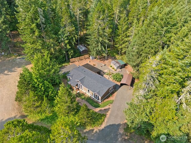 361 N Rainbow Way W, Hoodsport, WA 98548