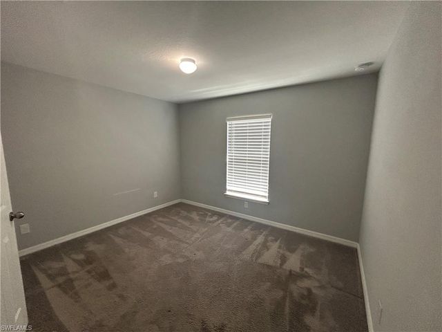 3921 NE 15th PL, Cape Coral, FL 33909