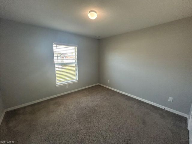 3921 NE 15th PL, Cape Coral, FL 33909