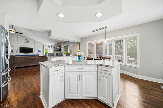 7285 Summerhill Drive, Concord Twp, OH 44077