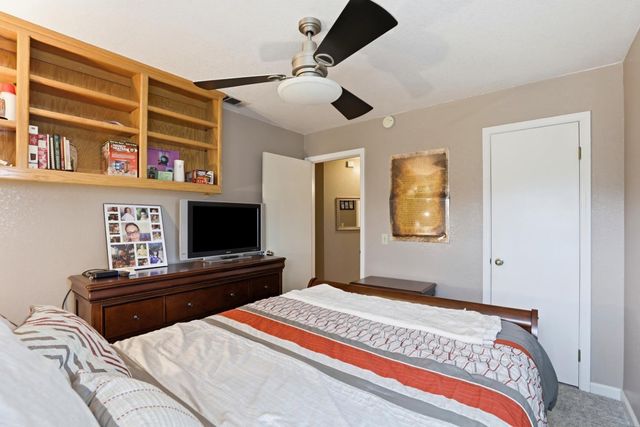 1637 Bridgecreek Dr, Sacramento, CA 95833