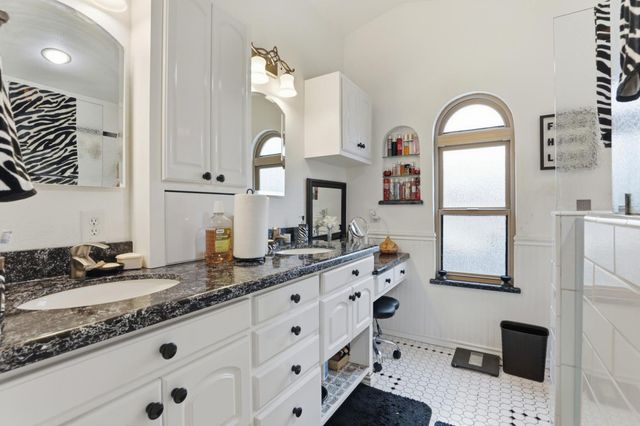 1637 Bridgecreek Dr, Sacramento, CA 95833