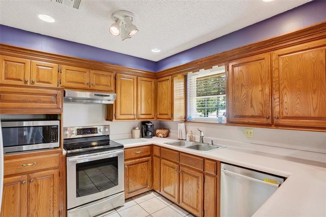 1901 Ives Way, Choctaw, OK 73020