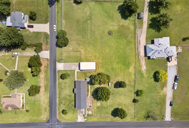 1901 Ives Way, Choctaw, OK 73020
