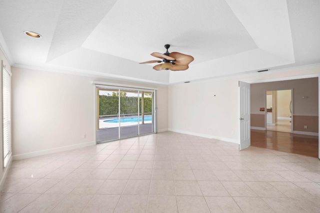 1345 Spanish Lace Lane, Vero Beach, FL 32963